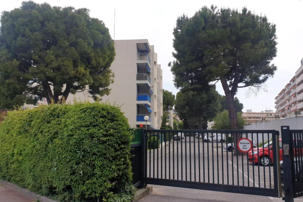 Aiguesmarines Apartment Кан сюр Мер Екстериор снимка